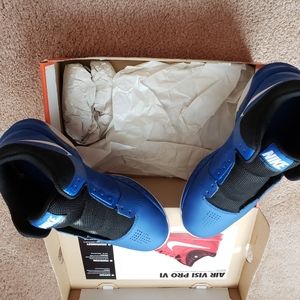 Nike Air Visit Pro VI